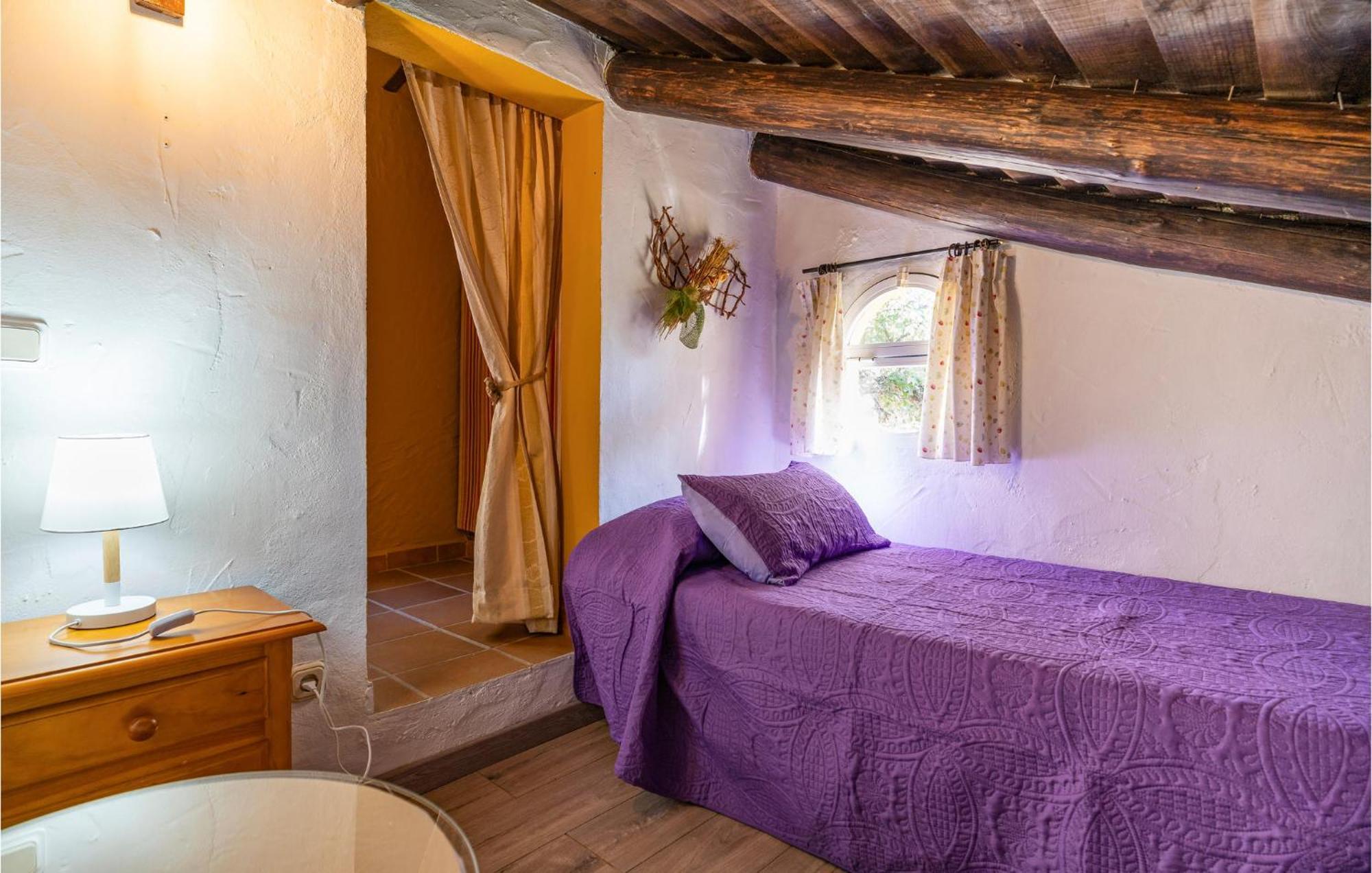 Amazing Cottage In Algatocin With Kitchen Экстерьер фото