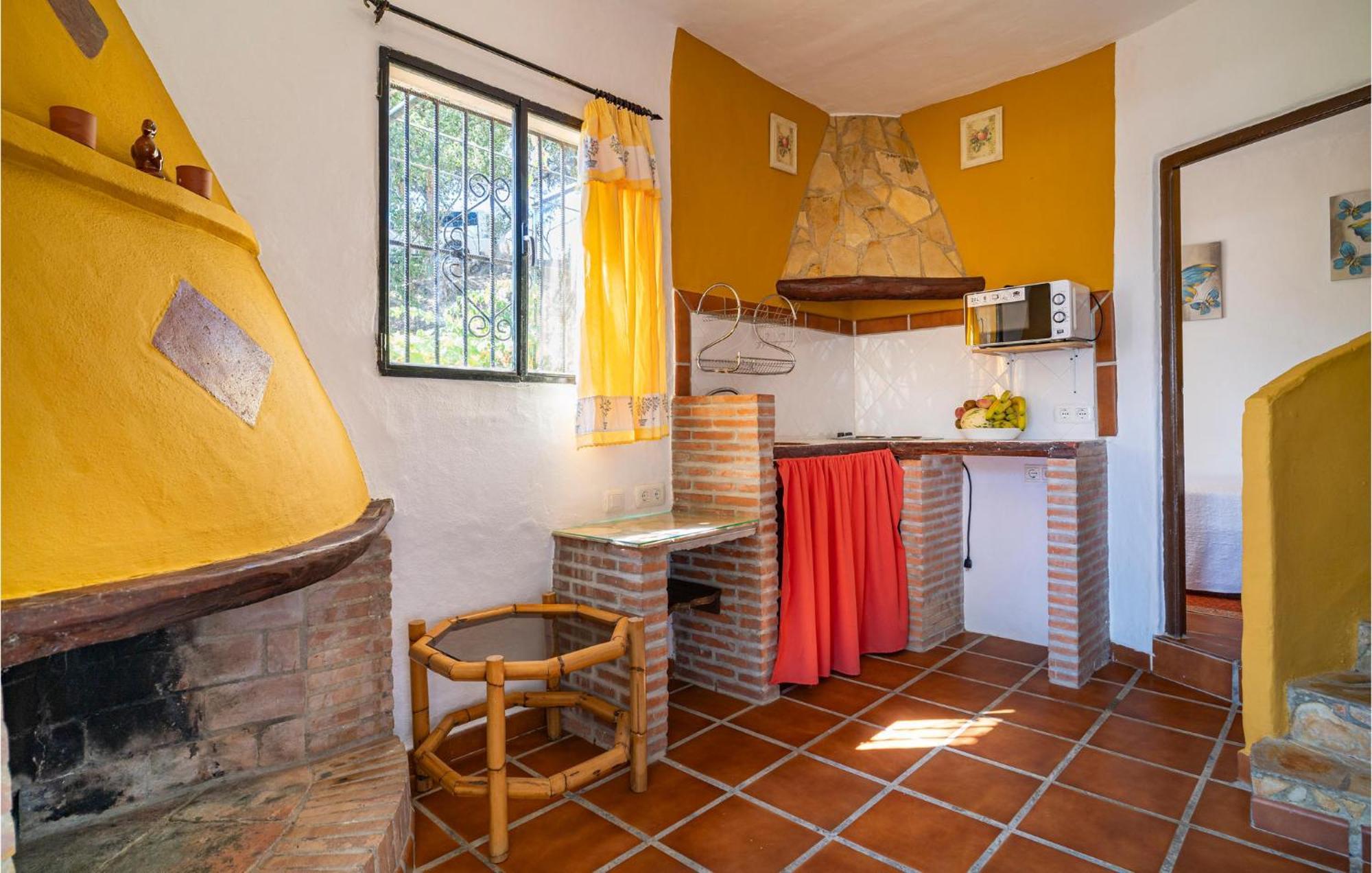 Amazing Cottage In Algatocin With Kitchen Экстерьер фото