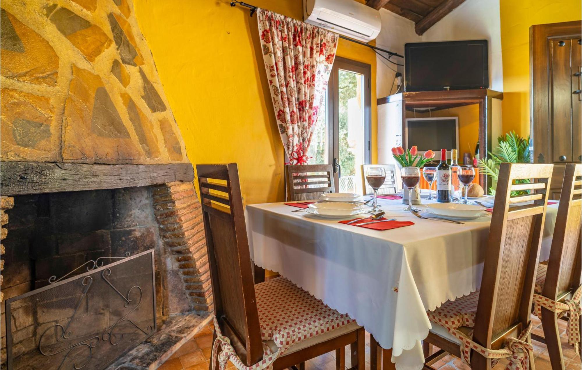 Amazing Cottage In Algatocin With Kitchen Экстерьер фото